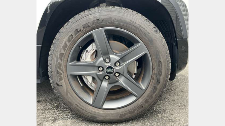 2022 認定中古車 Land Rover Defender 110 フジホワイト D300 AWD（AT） X-DYNAMIC SE