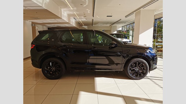 2024 認定中古車 Land Rover Discovery Sport サントリーニブラック P300eプラグインハイブリッド（ガソリン） 標準ホイール DYNAMIC HSE
