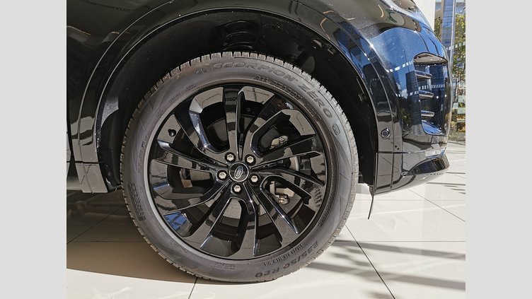 2024 認定中古車 Land Rover Discovery Sport サントリーニブラック P300eプラグインハイブリッド（ガソリン） 標準ホイール DYNAMIC HSE