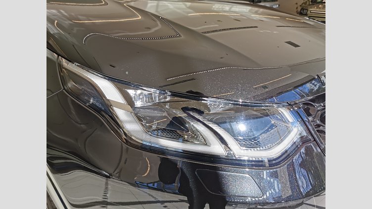 2024 認定中古車 Land Rover Discovery Sport サントリーニブラック P300eプラグインハイブリッド（ガソリン） 標準ホイール DYNAMIC HSE