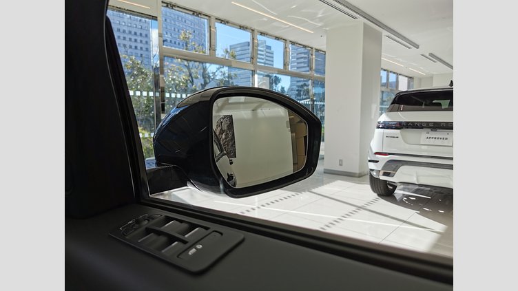 2024 認定中古車 Land Rover Discovery Sport サントリーニブラック P300eプラグインハイブリッド（ガソリン） 標準ホイール DYNAMIC HSE