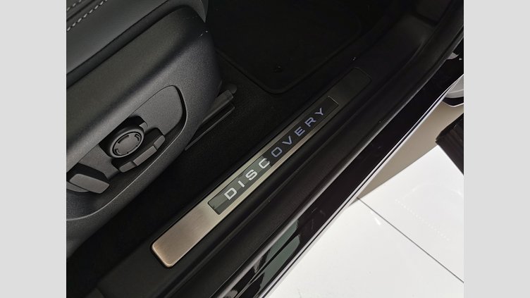 2024 認定中古車 Land Rover Discovery Sport サントリーニブラック P300eプラグインハイブリッド（ガソリン） 標準ホイール DYNAMIC HSE