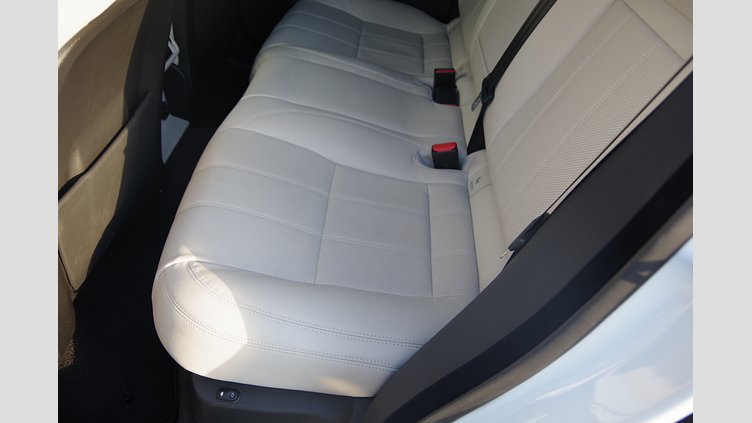 2022 認定中古車 Land Rover Range Rover Velar フジホワイト P250 AWD（オートマチック） R-DYNAMIC S