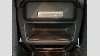 Range Rover Evoque 34