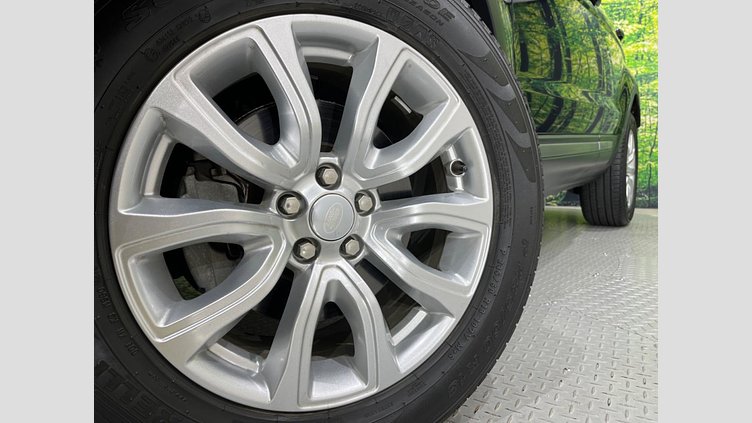 2018 認定中古車 Land Rover Range Rover Evoque Loire Blue 2.0 litre i4D Diesel SE