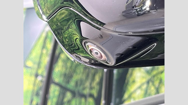 2024 認定中古車 Land Rover Defender 130 サントリーニブラック D300 AWD（AT） SE