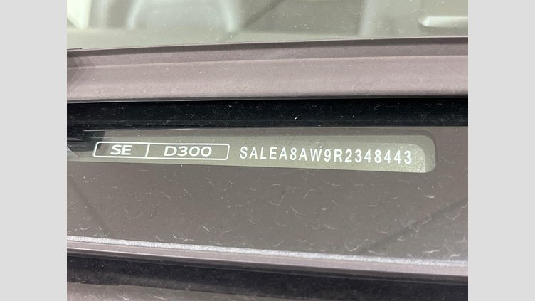 2024 認定中古車 Land Rover Defender 130 サントリーニブラック D300 AWD（AT） SE