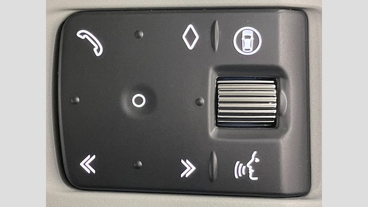 2024 認定中古車 Land Rover Defender 130 サントリーニブラック D300 AWD（AT） SE