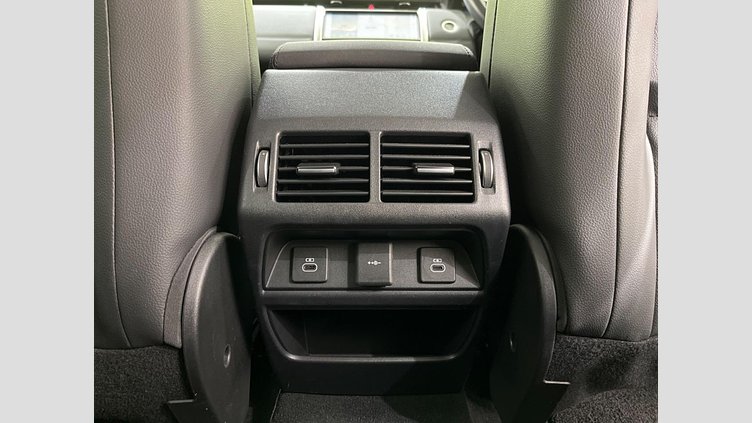 2021 認定中古車 Land Rover Discovery Sport ユーロンホワイト P200 AWD（オートマチック） 標準ホイールベース SE