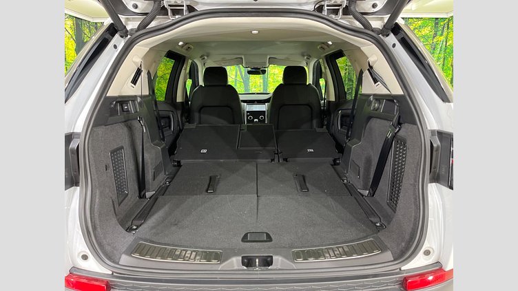 2021 認定中古車 Land Rover Discovery Sport ユーロンホワイト P200 AWD（オートマチック） 標準ホイールベース SE