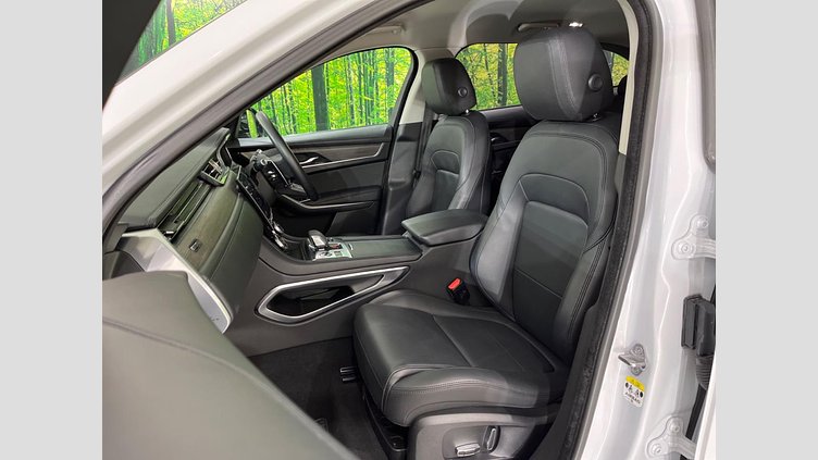 2021 認定中古車 Jaguar F-Pace ユーロンホワイト D200 AWD（オートマチック）MHEV スタンダード