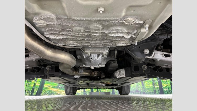 2021 認定中古車 Jaguar F-Pace ユーロンホワイト D200 AWD（オートマチック）MHEV スタンダード