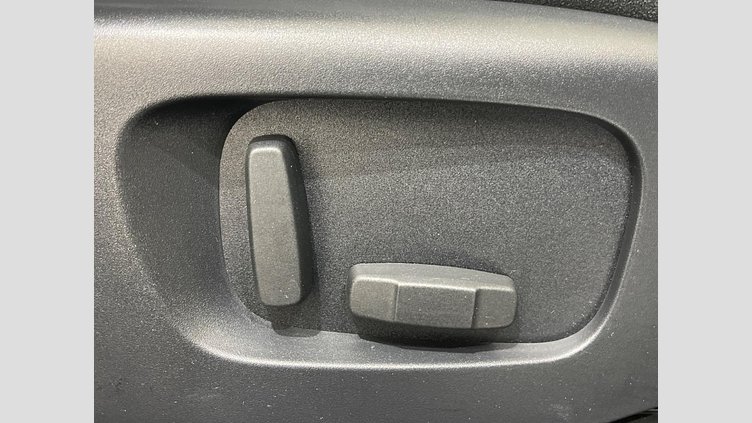 2019 認定中古車 Land Rover Range Rover Evoque フジホワイト D180 R-DYNAMIC S