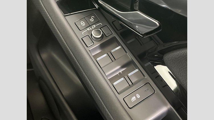 2019 認定中古車 Land Rover Range Rover Evoque フジホワイト D180 R-DYNAMIC S