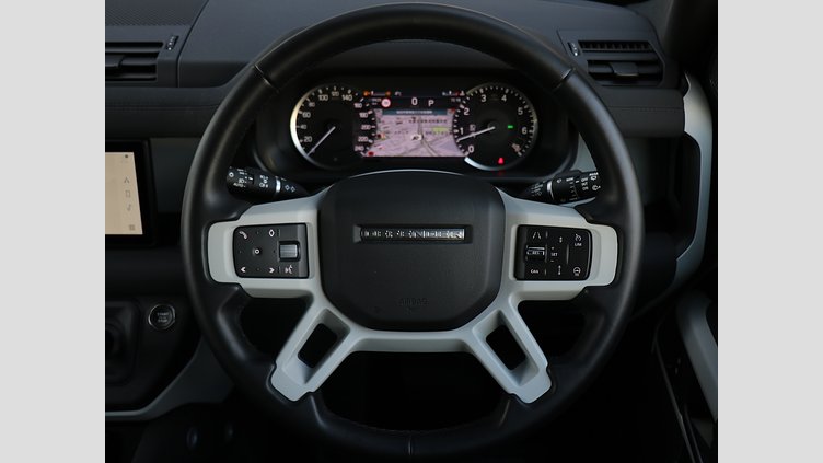 2023 認定中古車 Land Rover Defender 90 フジホワイト P300 AWD（AT） SE