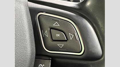 Range Rover Evoque 36