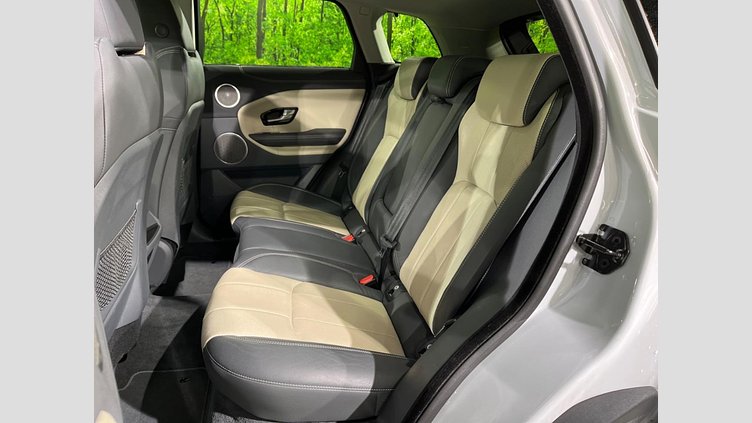 2016 認定中古車 Land Rover Range Rover Evoque Yulong White 2.0 litre Si4 Petrol SEプラス