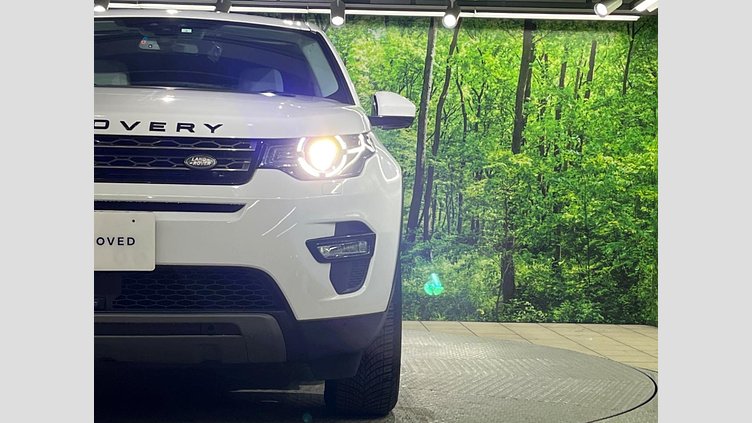 2018 認定中古車 Land Rover Discovery Sport Fuji White 2.0 litre i4D Diesel ゴーアウトエディション