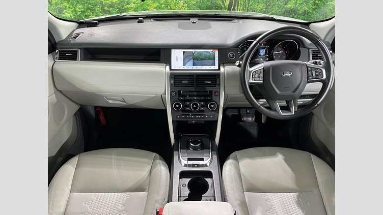 2018 認定中古車 Land Rover Discovery Sport Fuji White 2.0 litre i4D Diesel ゴーアウトエディション