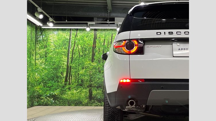 2018 認定中古車 Land Rover Discovery Sport Fuji White 2.0 litre i4D Diesel ゴーアウトエディション