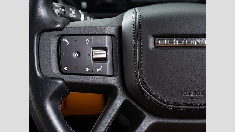 2023 認定中古車 Land Rover Defender 110 カルパチアングレイ D300 AWD（AT） X-DYNAMIC HSE D300 エアサスペンション