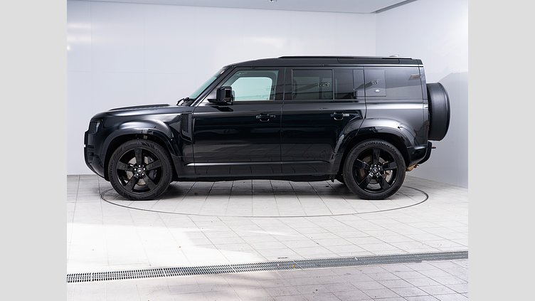 2023 認定中古車 Land Rover Defender 110 サントリーニブラック D300 AWD（AT） X-DYNAMIC HSE