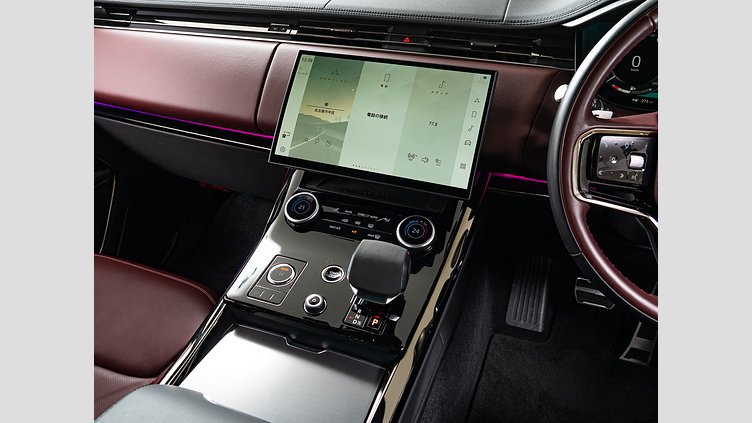 2023 認定中古車 Land Rover Range Rover Sport サントリーニブラック 3.0リッター6気筒300PSターボチャージドディーゼルMHEV（オートマチック） DYNAMIC SE