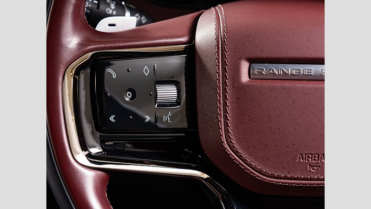 2023 認定中古車 Land Rover Range Rover Sport サントリーニブラック 3.0リッター6気筒300PSターボチャージドディーゼルMHEV（オートマチック） DYNAMIC SE