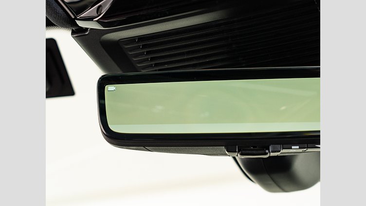 2023 認定中古車 Land Rover Range Rover Sport サントリーニブラック 3.0リッター6気筒300PSターボチャージドディーゼルMHEV（オートマチック） DYNAMIC SE