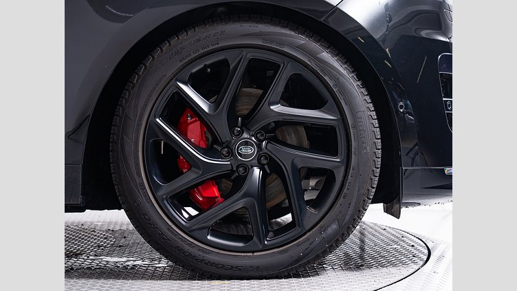 2023 認定中古車 Land Rover Range Rover Sport サントリーニブラック 3.0リッター6気筒300PSターボチャージドディーゼルMHEV（オートマチック） DYNAMIC SE