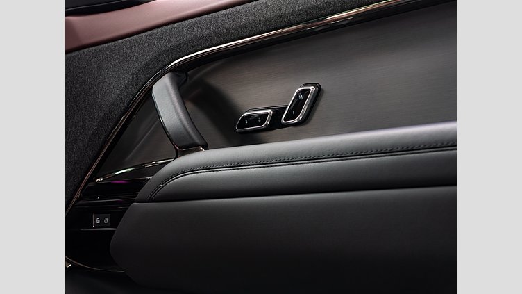 2023 認定中古車 Land Rover Range Rover Sport サントリーニブラック 3.0リッター6気筒300PSターボチャージドディーゼルMHEV（オートマチック） DYNAMIC SE