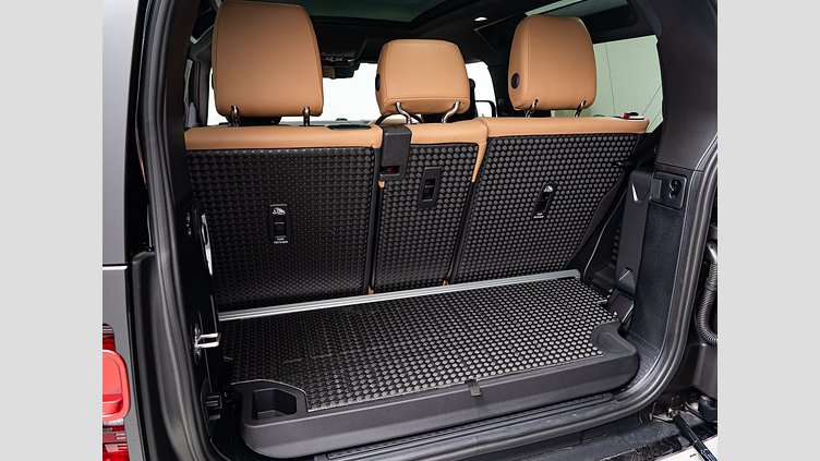 2025 認定中古車 Land Rover Defender 90 カルパチアングレイ D350 ディーゼルマイルドハイブリッド X-Dynamic HSE