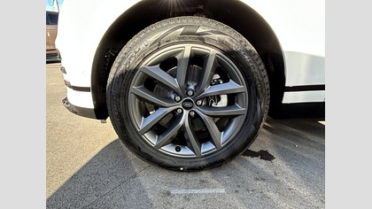 Range Rover Velar 11