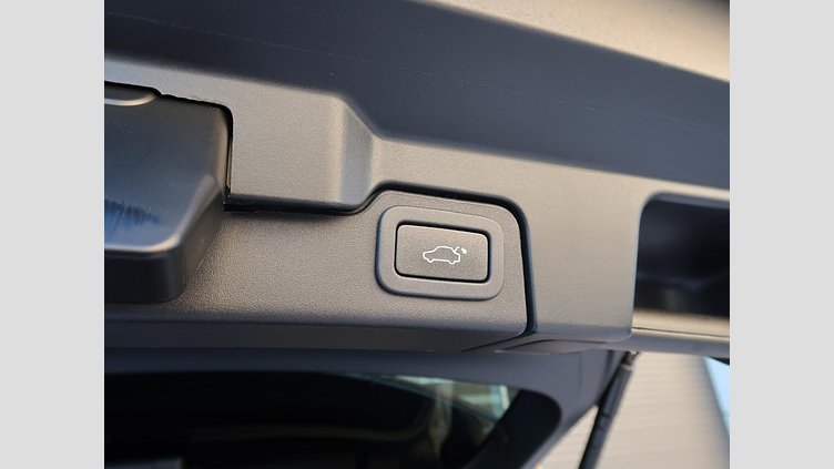 2018 認定中古車 Land Rover Range Rover Evoque Santorini Black ９AT SE