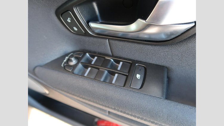 2018 認定中古車 Land Rover Range Rover Evoque Santorini Black ９AT SE