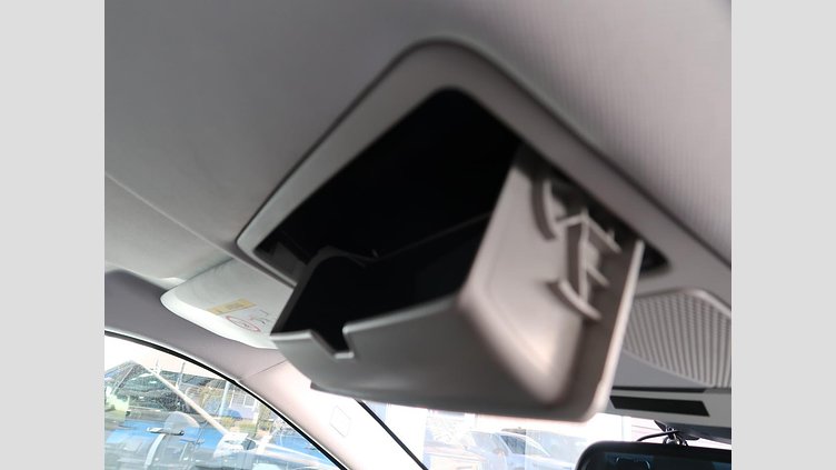 2018 認定中古車 Land Rover Range Rover Evoque Fuji White ９AT SE