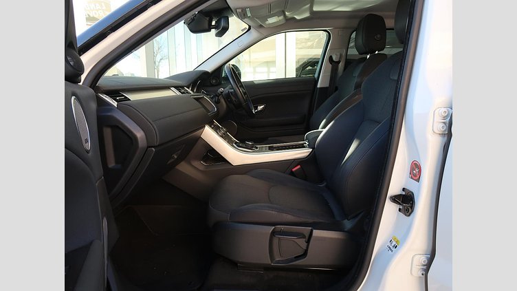 2018 認定中古車 Land Rover Range Rover Evoque Fuji White ９AT SE