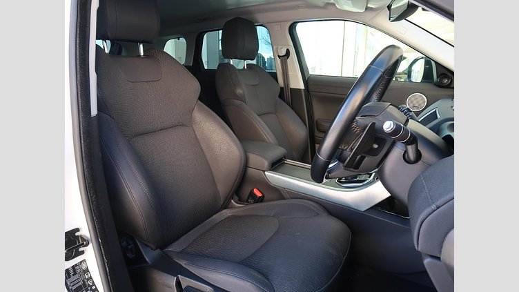 2018 認定中古車 Land Rover Range Rover Evoque Fuji White ９AT SE