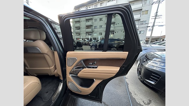 2024 認定中古車 Land Rover Range Rover ベルグレイヴィアグリーン D300 AWD MHEV（AT） スタンダードホイールベース Autobiography
