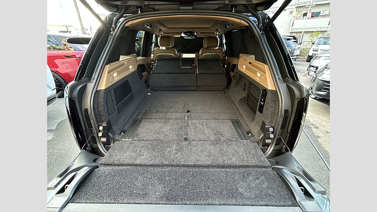 2024 認定中古車 Land Rover Range Rover ベルグレイヴィアグリーン D300 AWD MHEV（AT） スタンダードホイールベース Autobiography