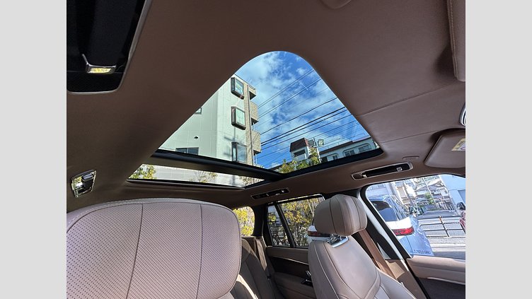 2024 認定中古車 Land Rover Range Rover ベルグレイヴィアグリーン D300 AWD MHEV（AT） スタンダードホイールベース Autobiography