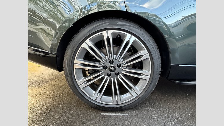 2024 認定中古車 Land Rover Range Rover ベルグレイヴィアグリーン D300 AWD MHEV（AT） スタンダードホイールベース Autobiography