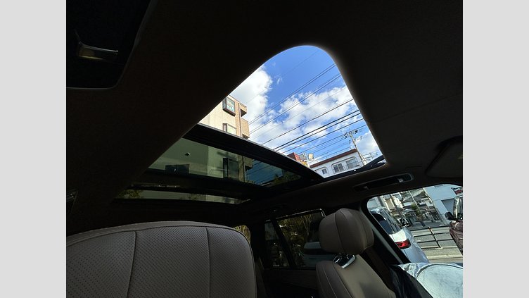 2024 認定中古車 Land Rover Range Rover ベルグレイヴィアグリーン D300 AWD MHEV（AT） スタンダードホイールベース Autobiography