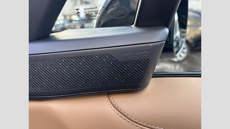 2024 認定中古車 Land Rover Range Rover ベルグレイヴィアグリーン D300 AWD MHEV（AT） スタンダードホイールベース Autobiography