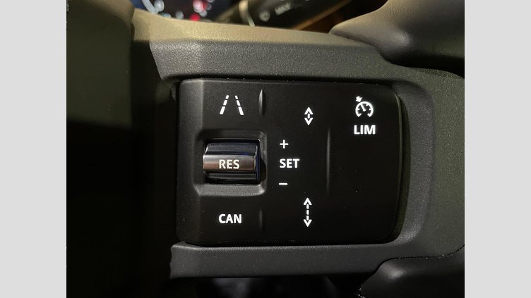 2023 認定中古車 Land Rover Defender 110 カルパチアングレイ D300 AWD（AT） X-DYNAMIC HSE