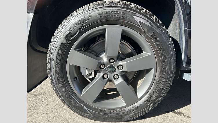 2023 認定中古車 Land Rover Defender 110 カルパチアングレイ D300 AWD（AT） X-DYNAMIC HSE