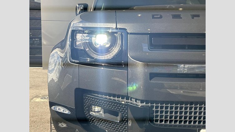 2023 認定中古車 Land Rover Defender 110 カルパチアングレイ D300 AWD（AT） X-DYNAMIC HSE