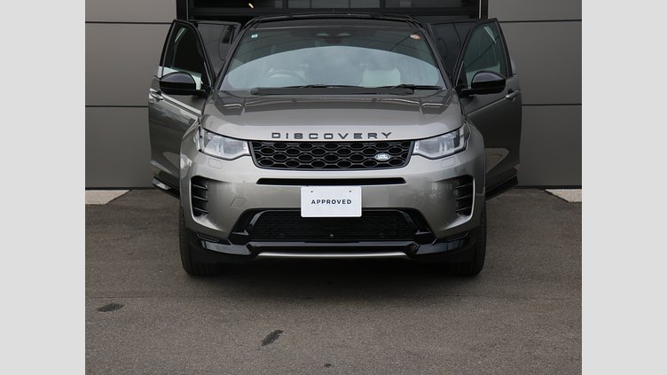 2024 認定中古車 Land Rover Discovery Sport シリコンシルバー D200マイルドハイブリッド（ディーゼル） 標準ホイール DYNAMIC SE