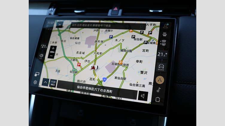 2024 認定中古車 Land Rover Discovery Sport シリコンシルバー D200マイルドハイブリッド（ディーゼル） 標準ホイール Dynamic SE