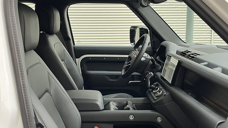 2025 新車 Land Rover Defender 110 (1AA) 富士山白 Fuji White D300  輕油電混合 X-Dynamic HSE